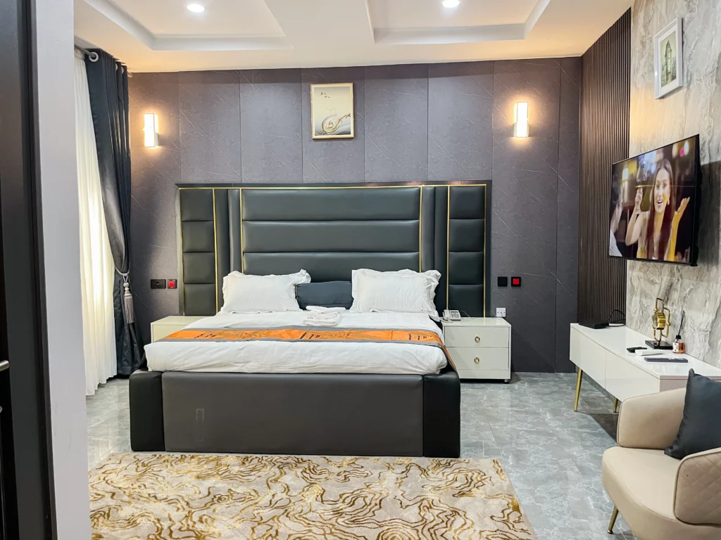 JRC Executive 1-bedroom Apartment (Kampala)1