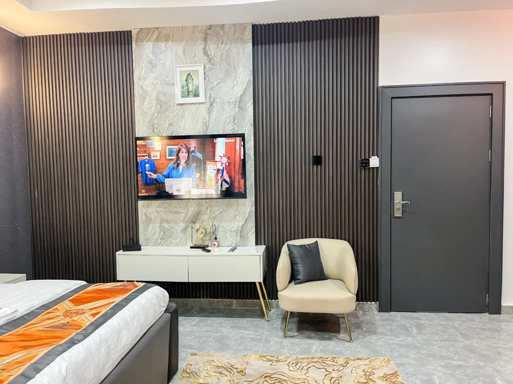 JRC Executive 1-bedroom Apartment (Kampala)5