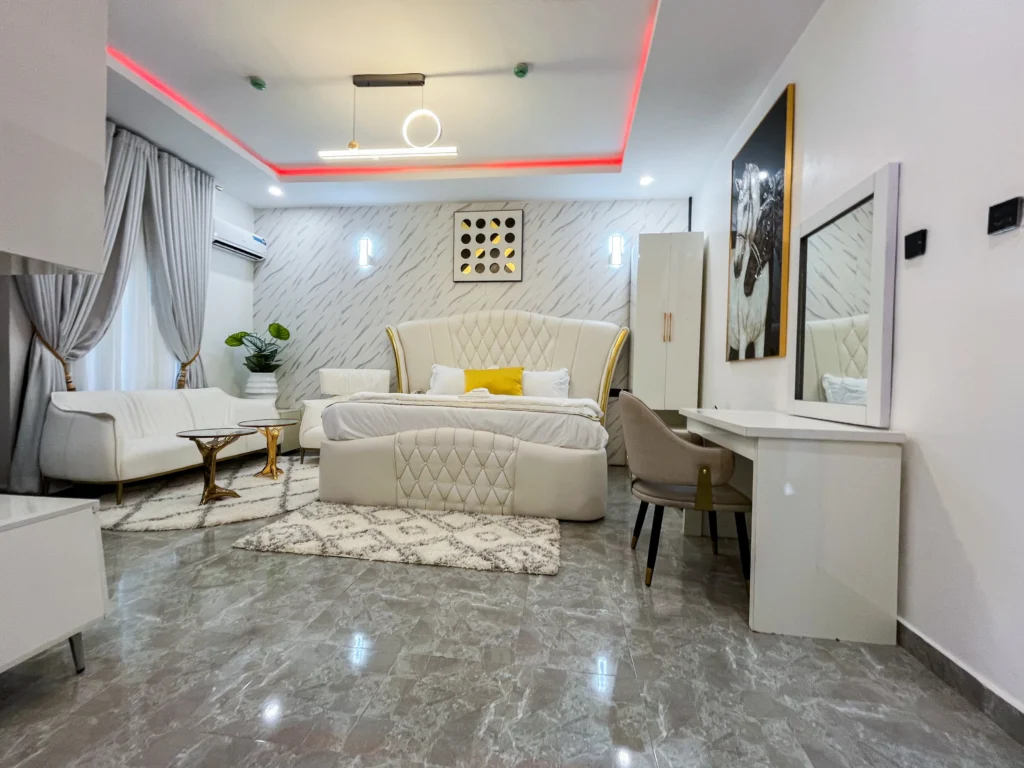 JRC Executive Studio Apartment (Accra)2