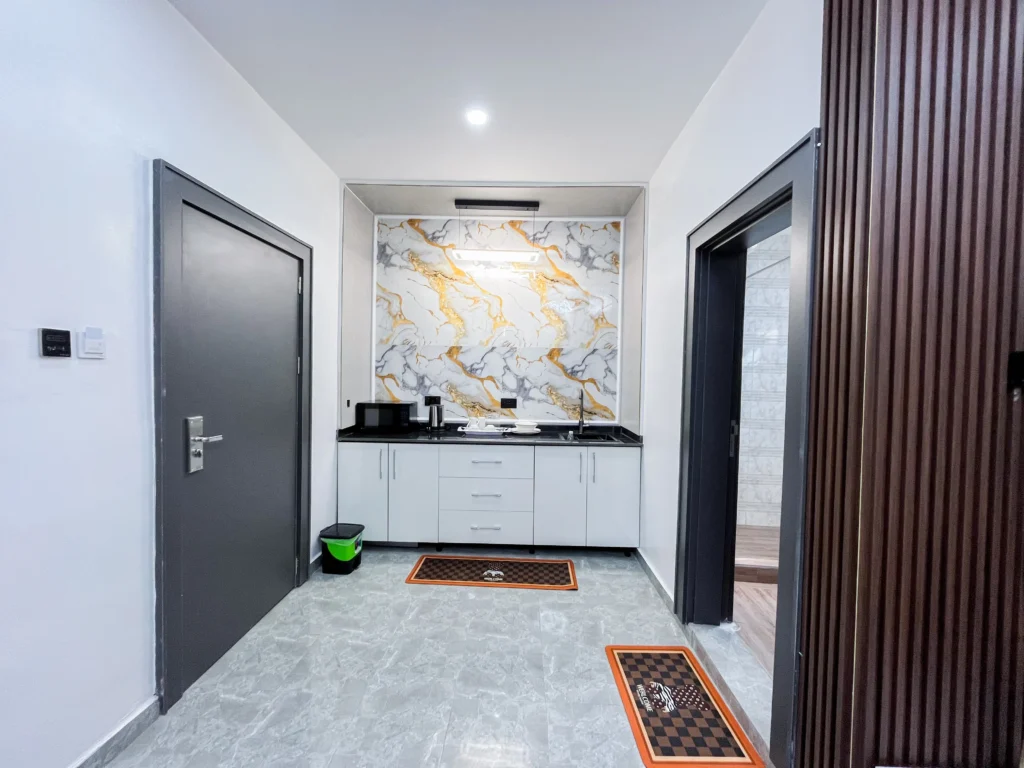 JRC Executive Studio Apartment (Kano)6
