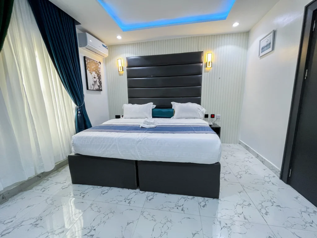 JRC Imperial 2 Bedroom Apartment (Paris)1